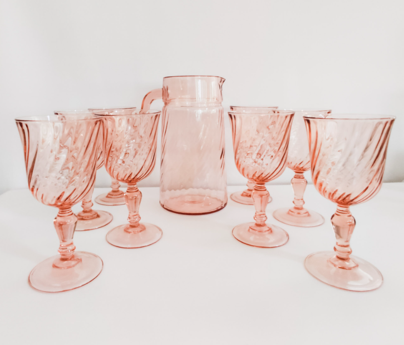 D'Arques Rosaline Pink Swirl Set of 8 Wine Glasses & Matching Pitcher